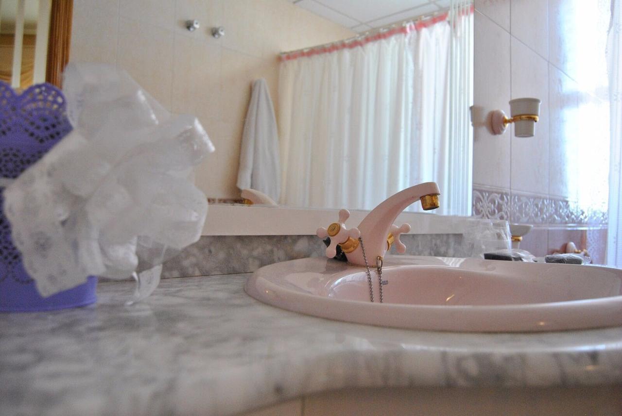 Hotel Las Dehesas Navalvillar de Pela Extérieur photo